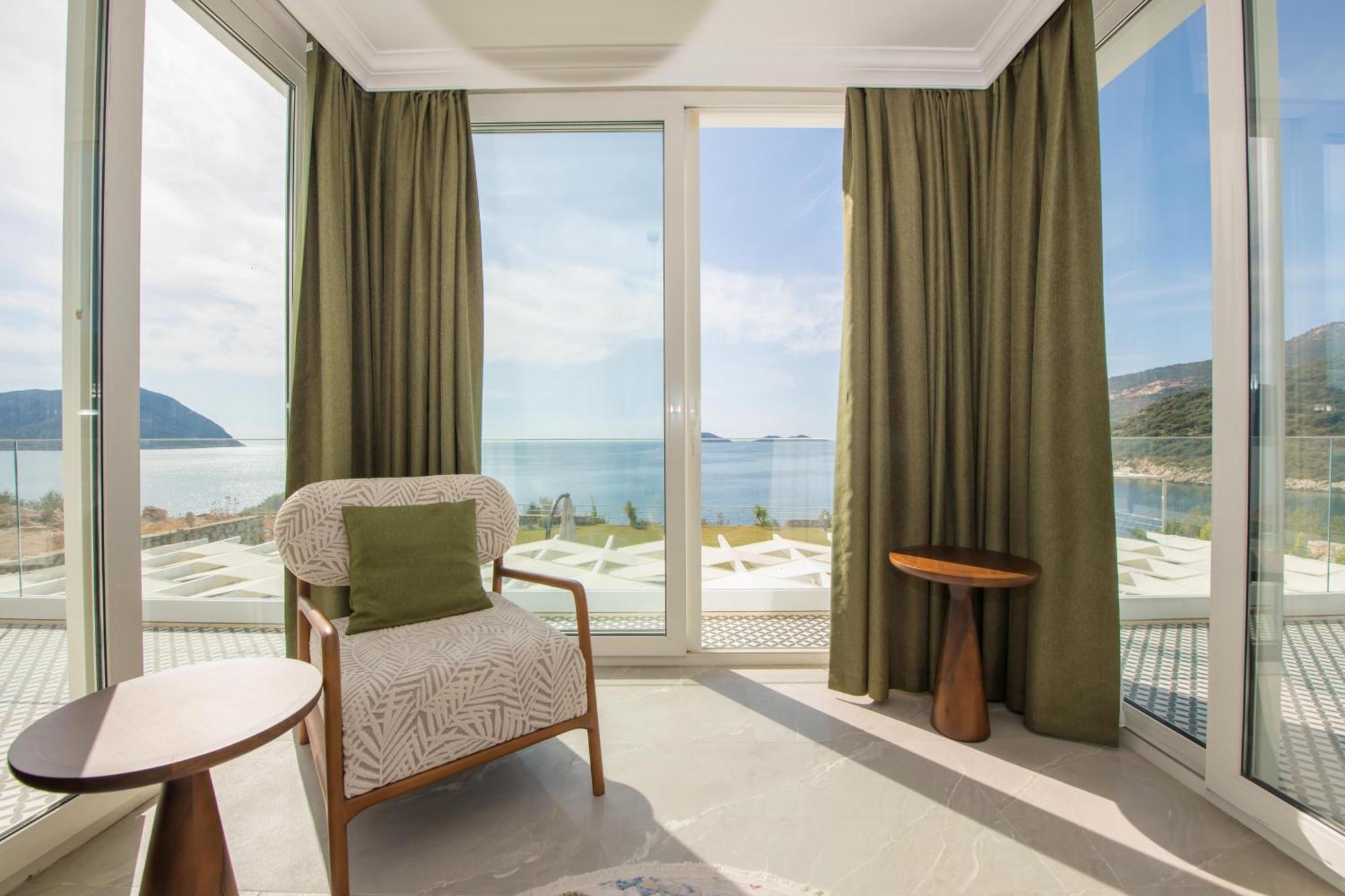 Beachfront Sari Villa With Private Swimming Pool 卡尔坎 外观 照片
